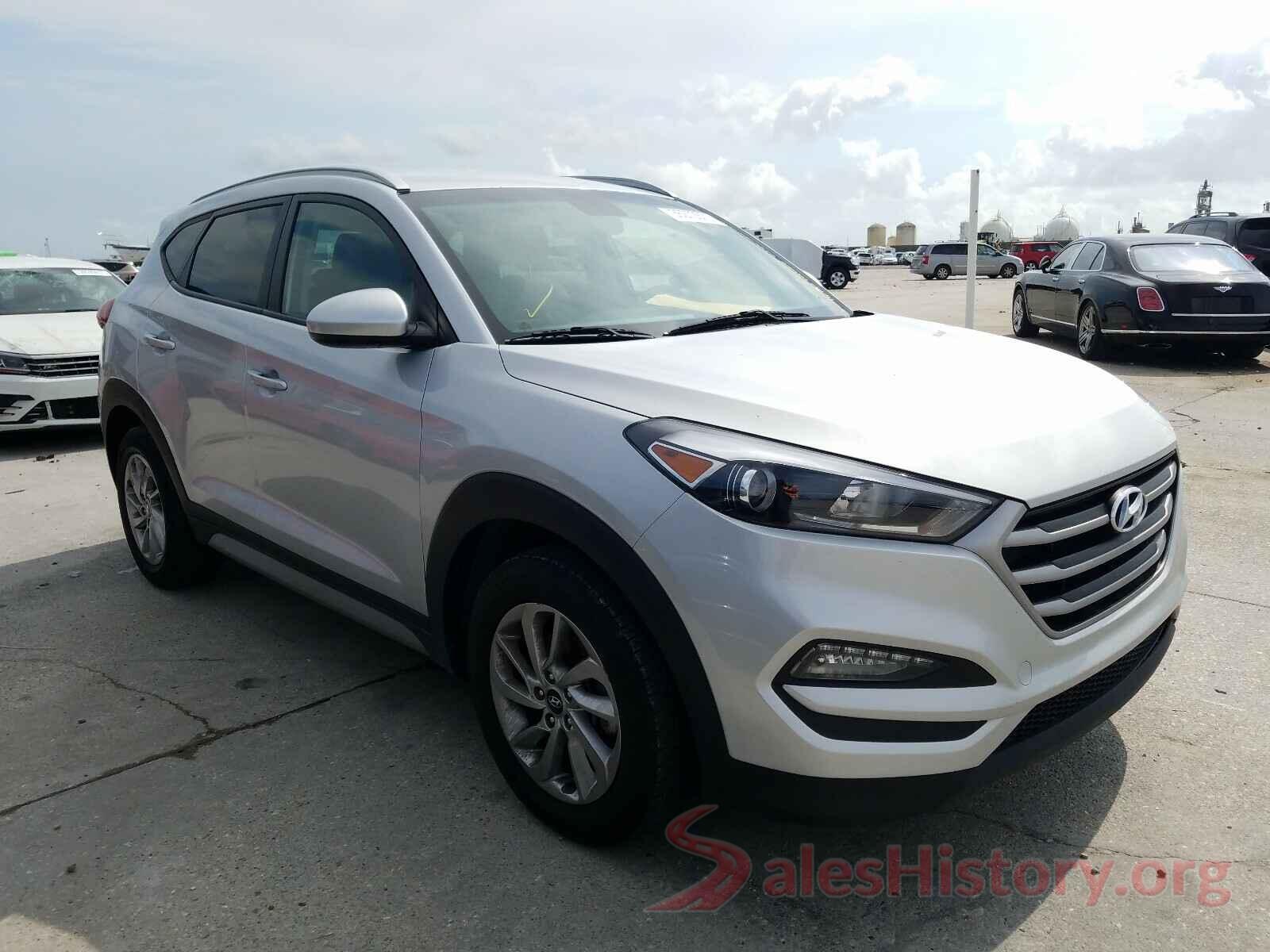 KM8J3CA41JU677062 2018 HYUNDAI TUCSON