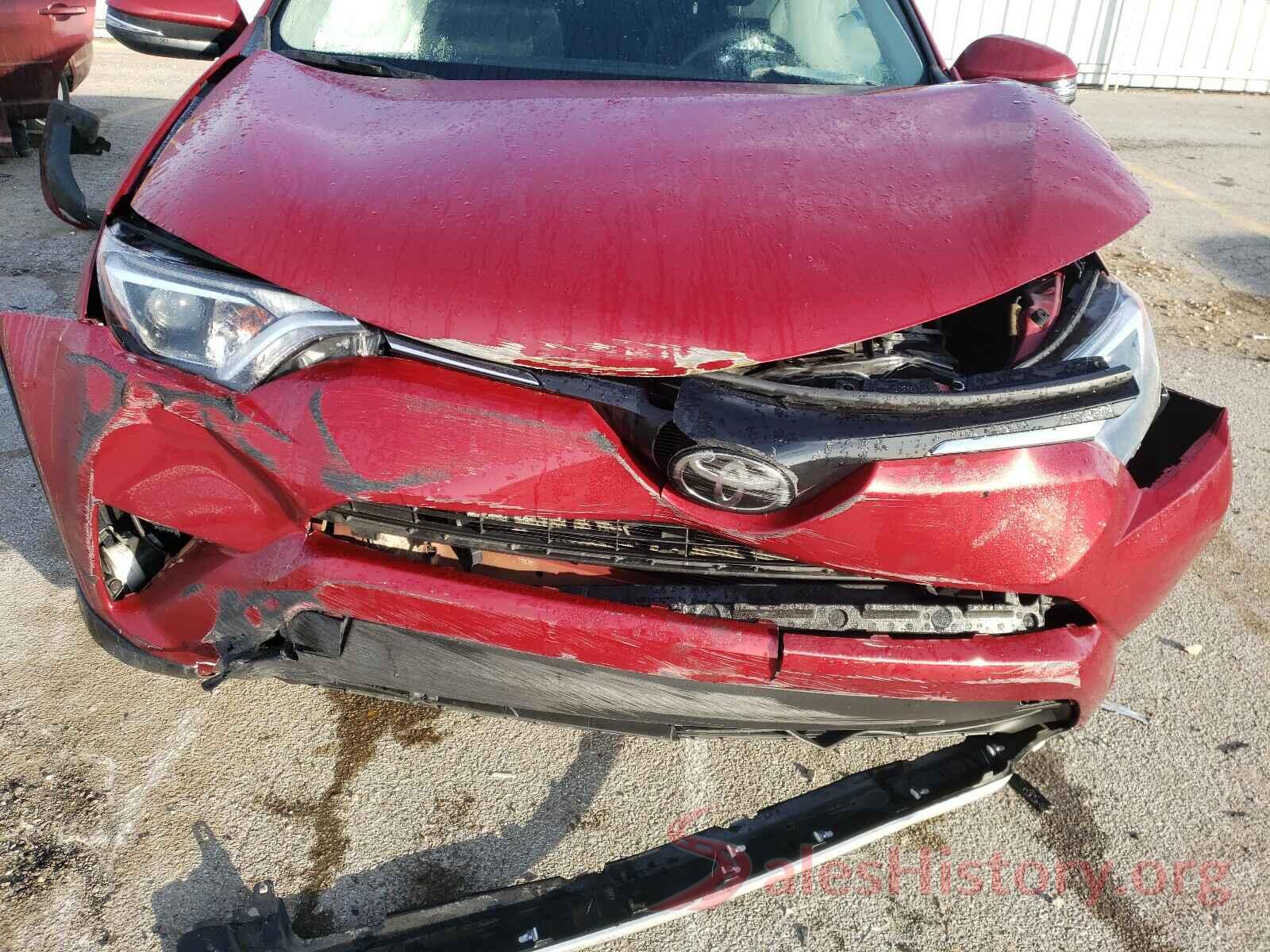 2T3RFREV8JW717497 2018 TOYOTA RAV4