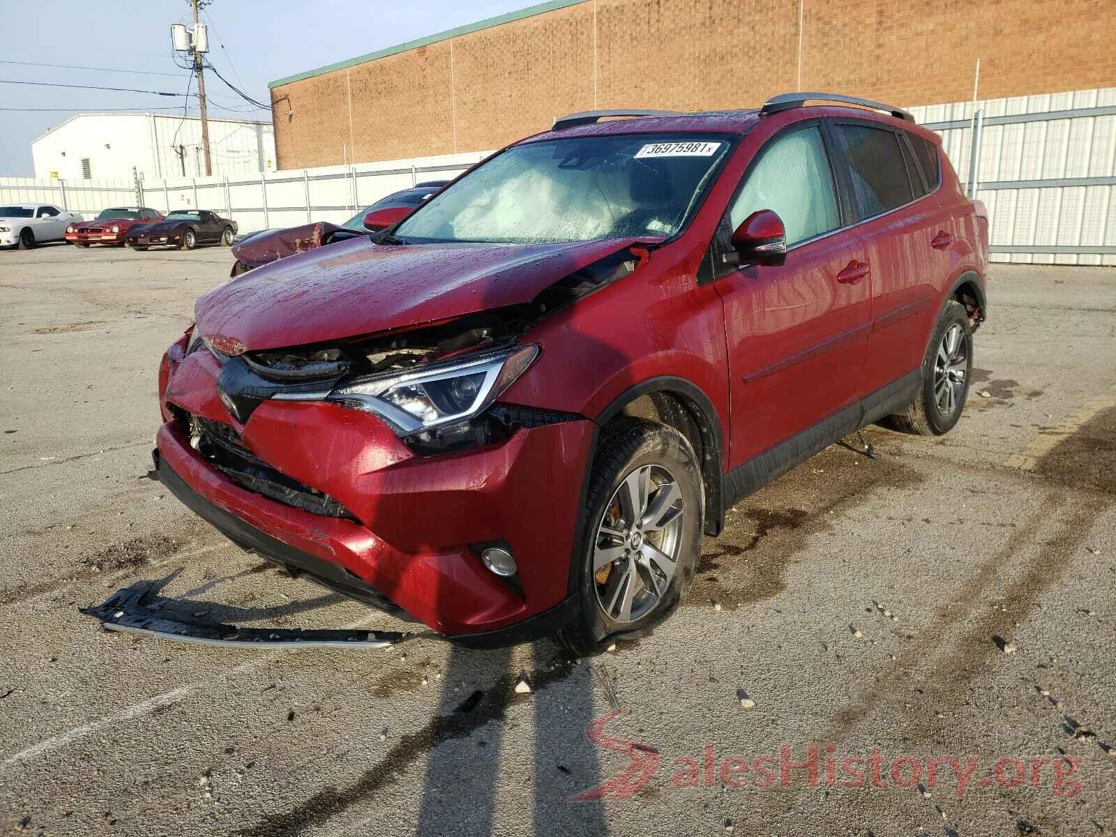 2T3RFREV8JW717497 2018 TOYOTA RAV4