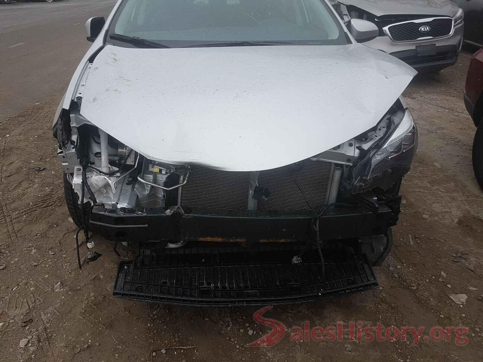 2T1BURHE6JC979970 2018 TOYOTA COROLLA