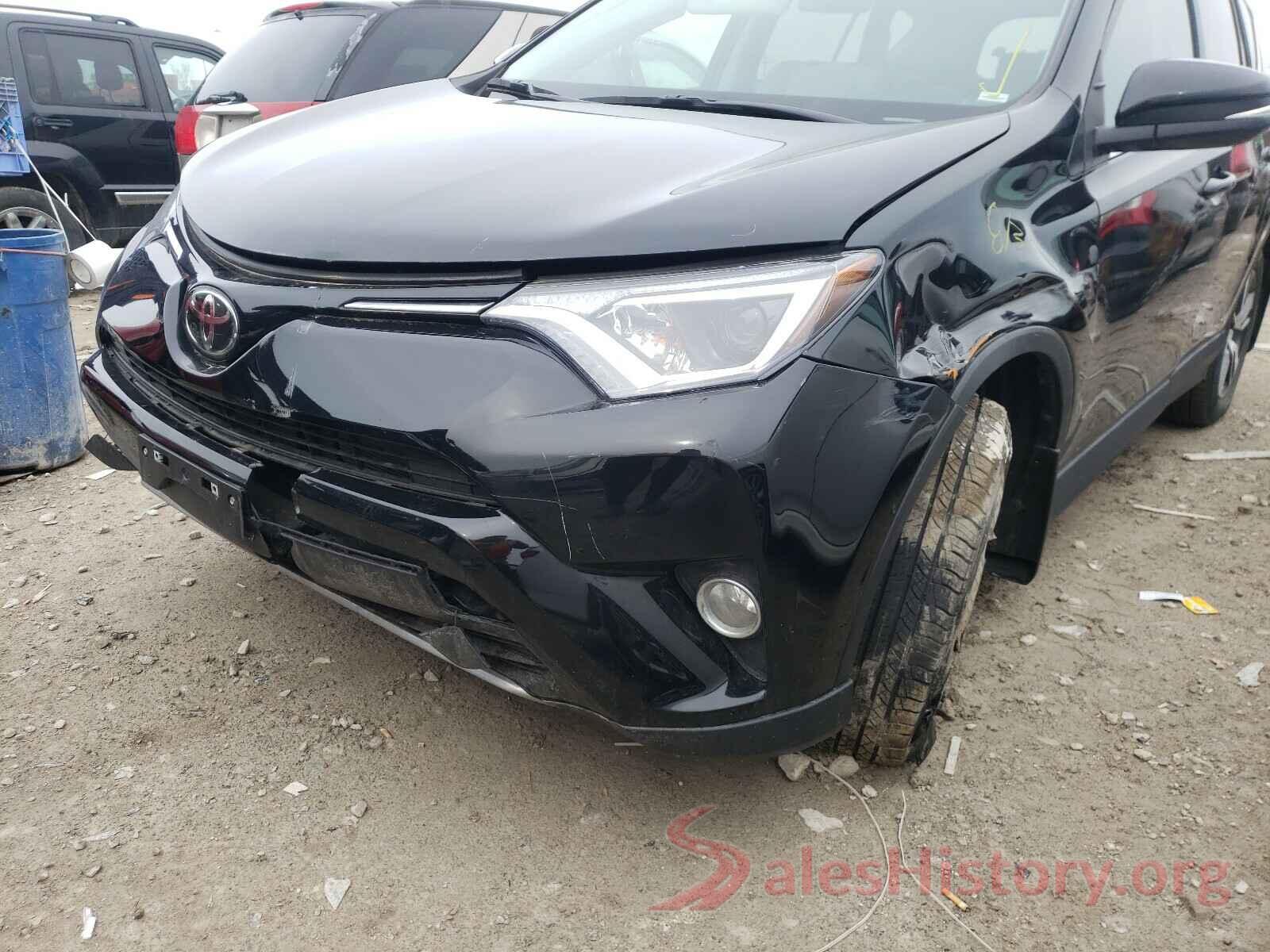 2T3RFREV9JW735006 2018 TOYOTA RAV4