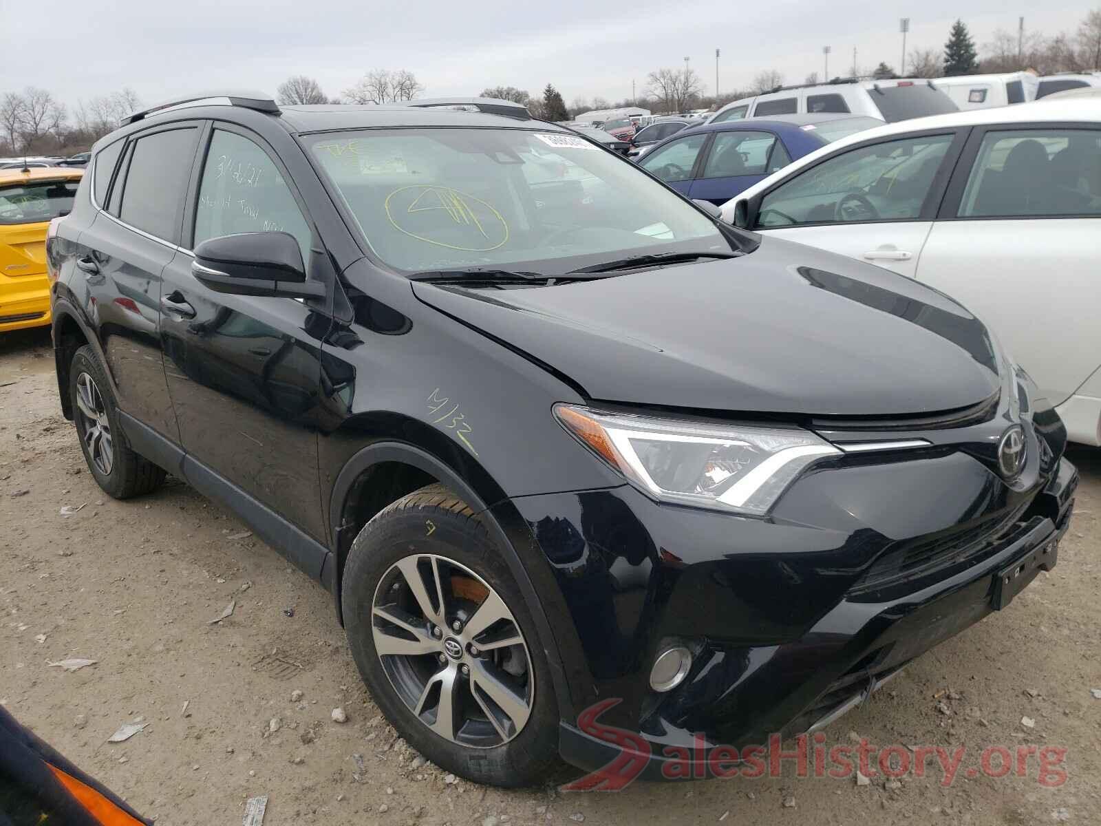 2T3RFREV9JW735006 2018 TOYOTA RAV4