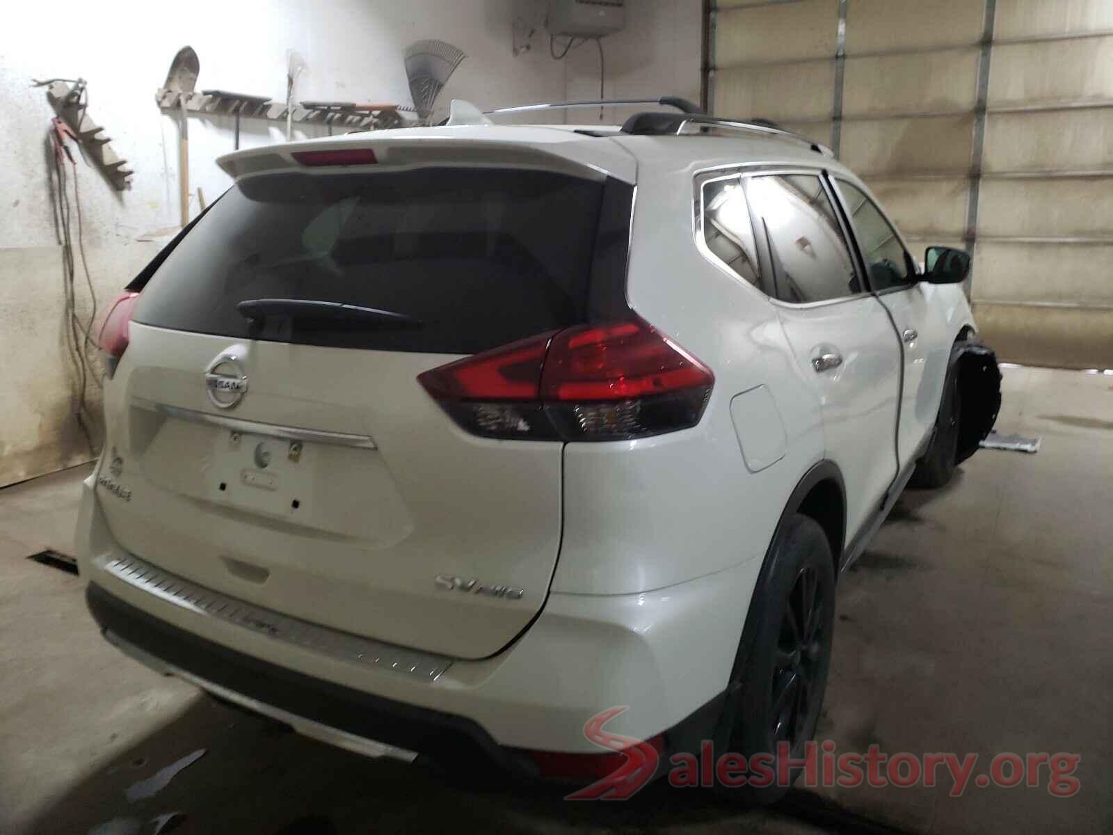 5N1AT2MV2HC818221 2017 NISSAN ROGUE