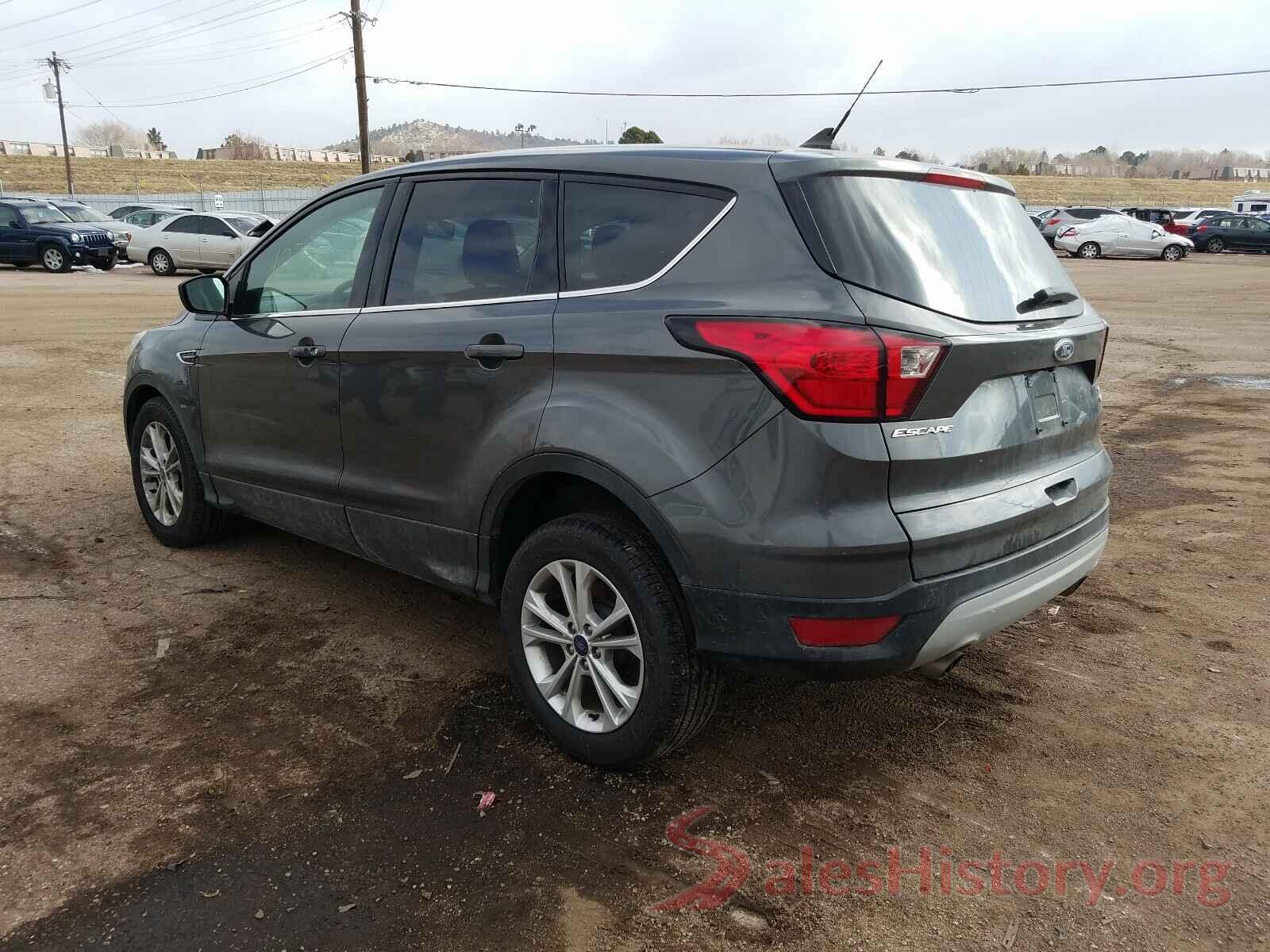 1FMCU9GD9KUC26589 2019 FORD ESCAPE