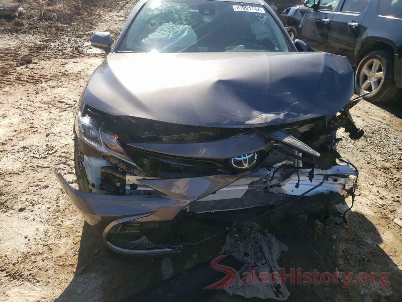 4T1C11AK7MU582916 2021 TOYOTA CAMRY