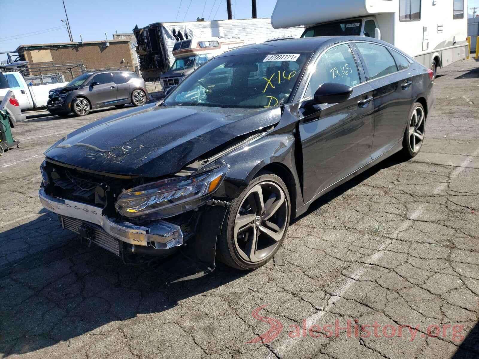 1HGCV1F36JA239605 2018 HONDA ACCORD