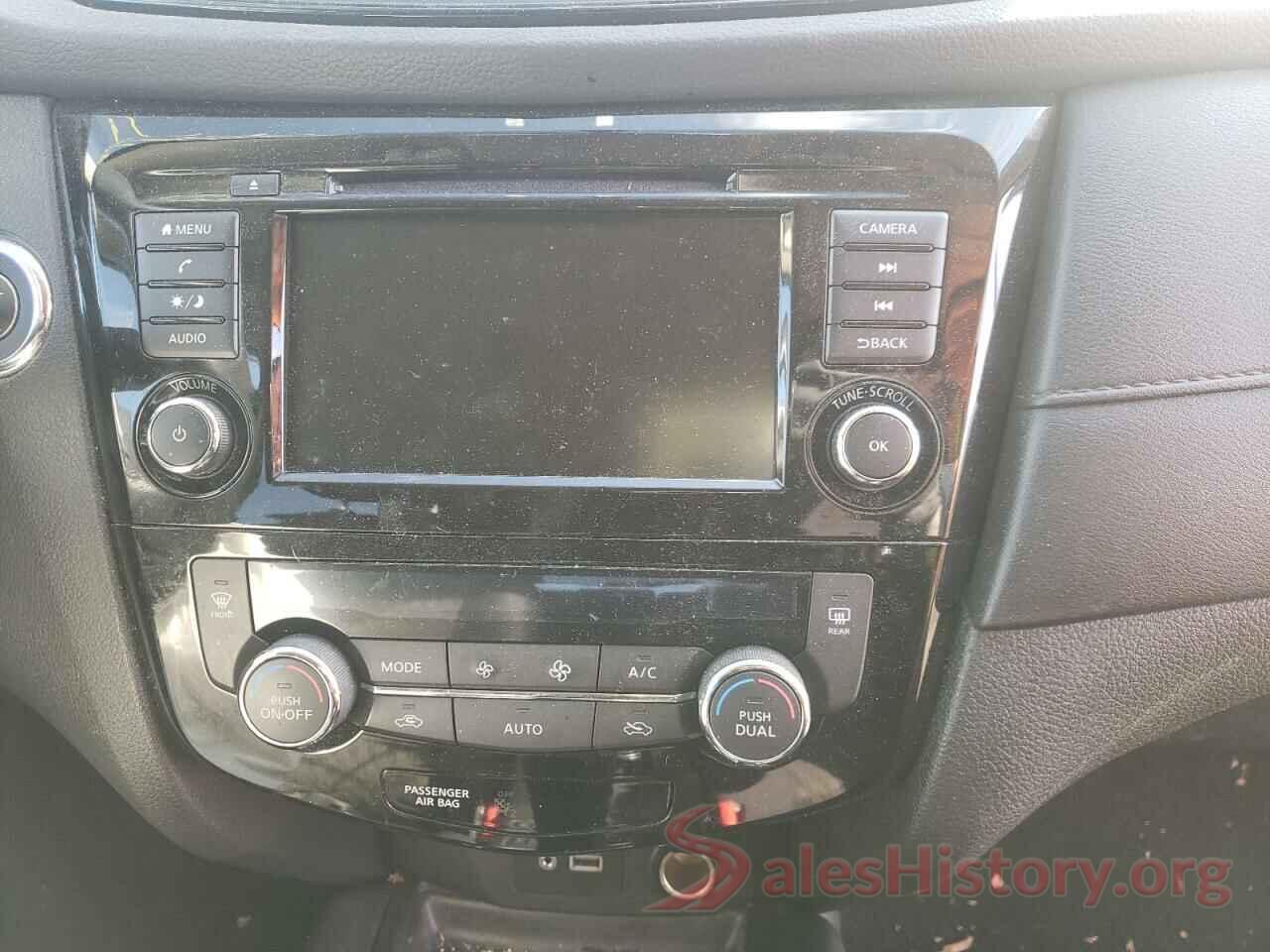 5N1AT2MV5JC758246 2018 NISSAN ROGUE