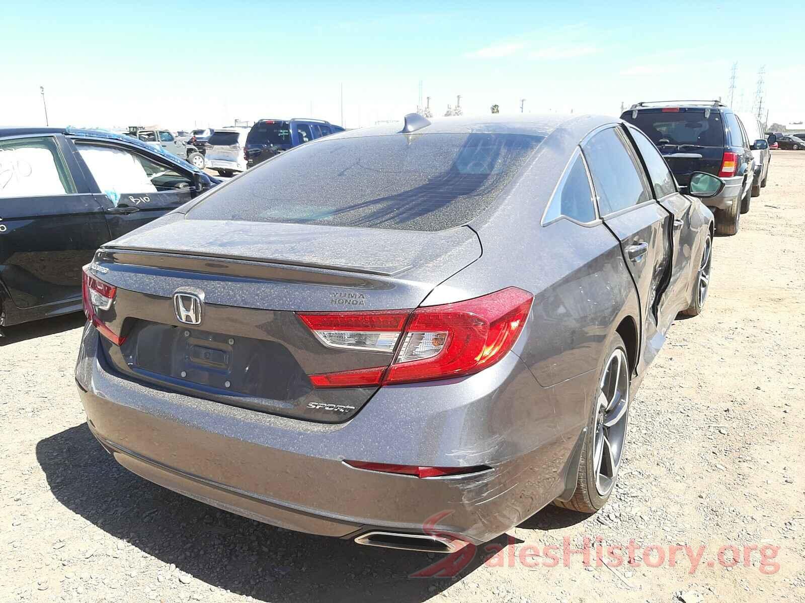 1HGCV1F33JA064360 2018 HONDA ACCORD