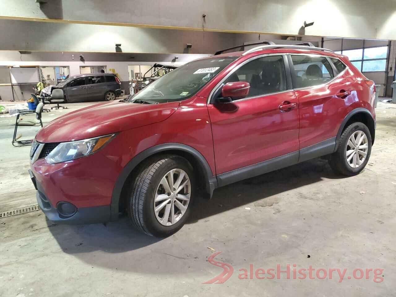 JN1BJ1CR8JW285702 2018 NISSAN ROGUE