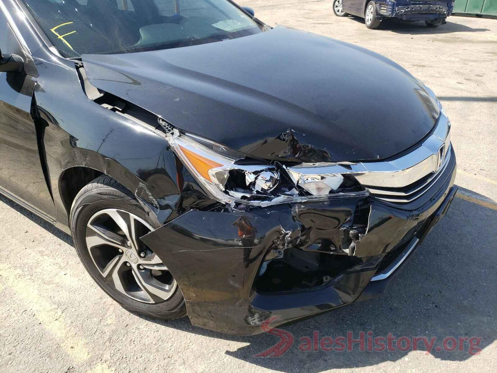 1HGCR2F38HA179329 2017 HONDA ACCORD