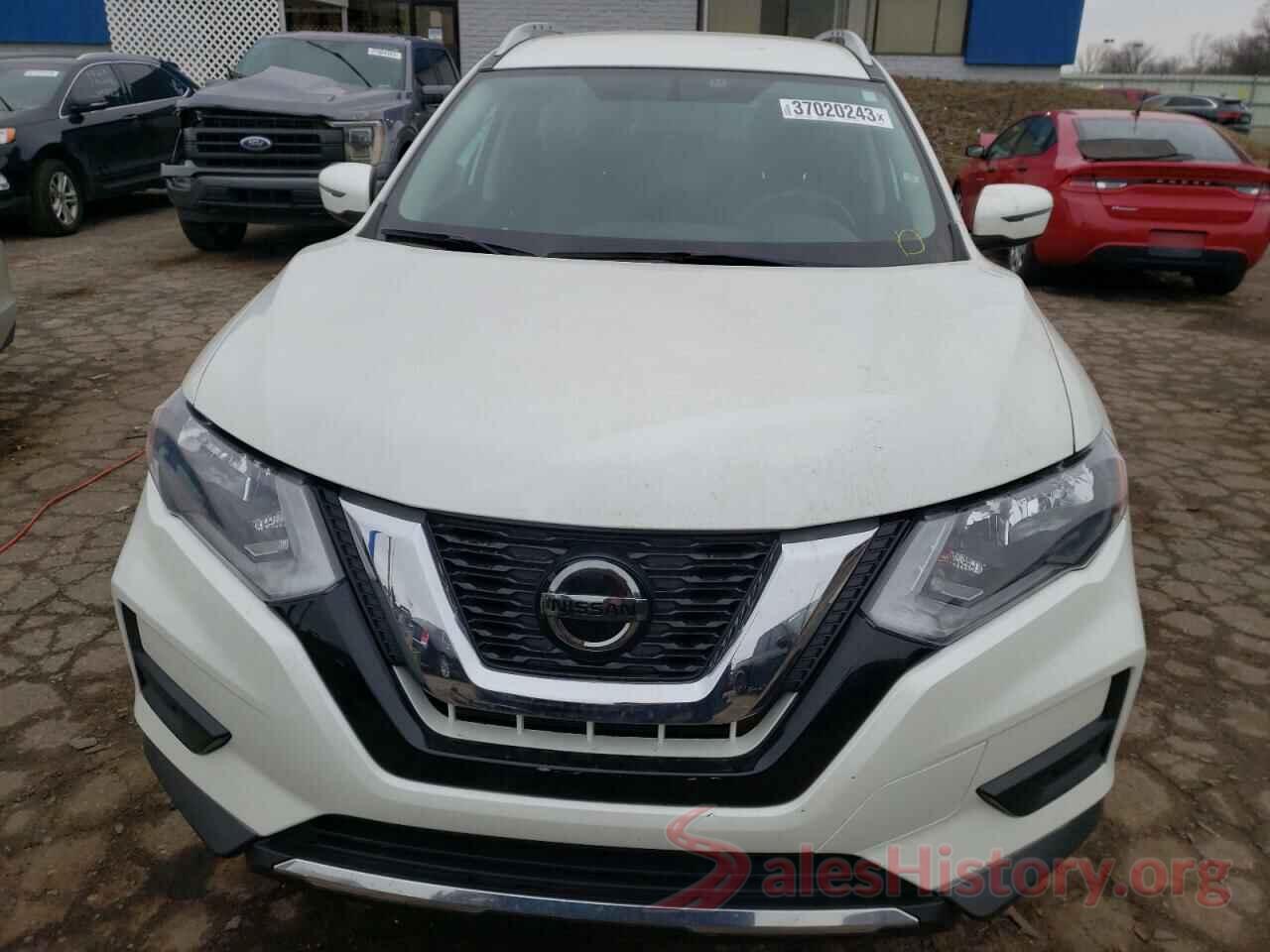 KNMAT2MV6JP602410 2018 NISSAN ROGUE