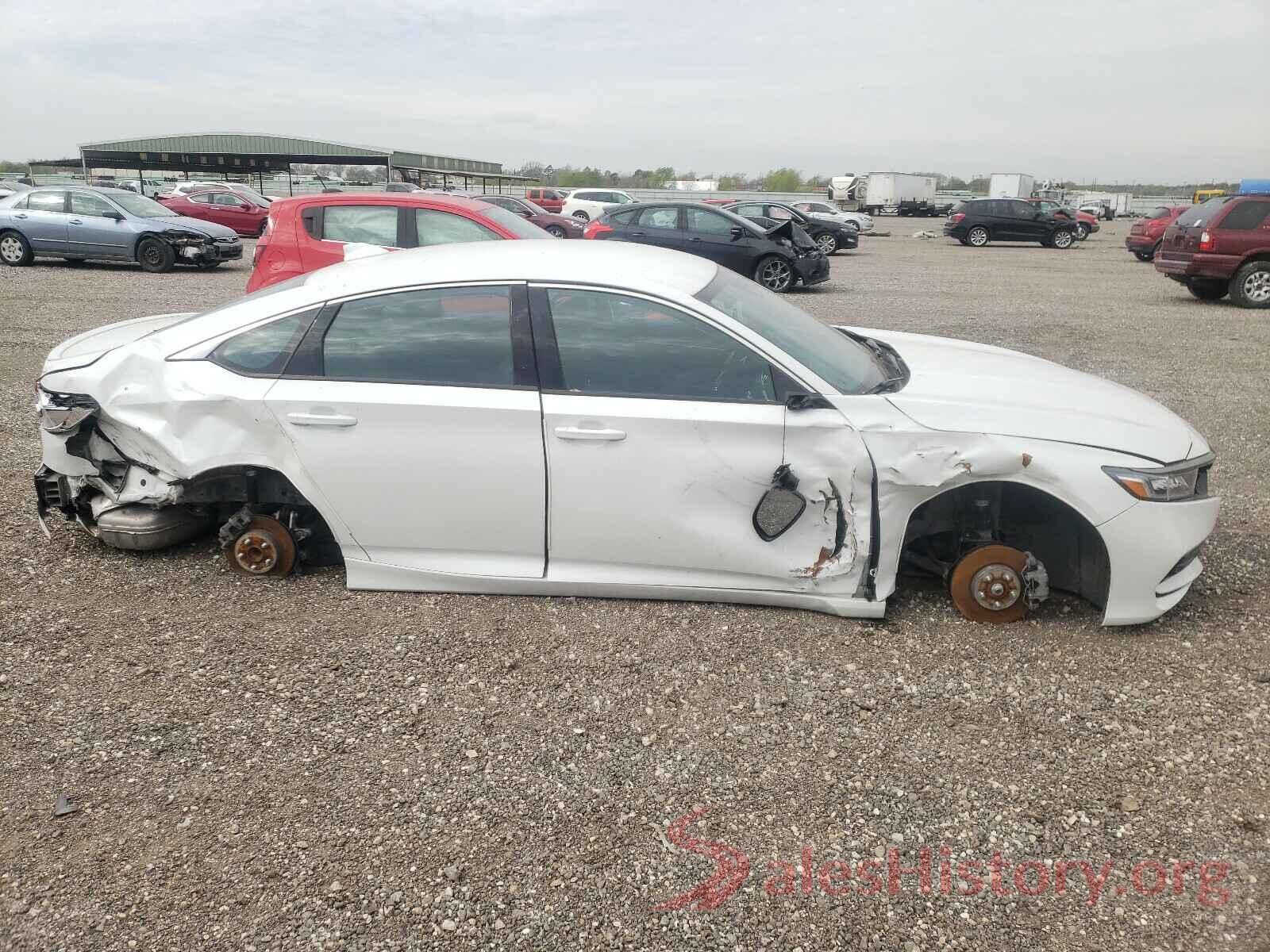 1HGCV1F34KA047083 2019 HONDA ACCORD