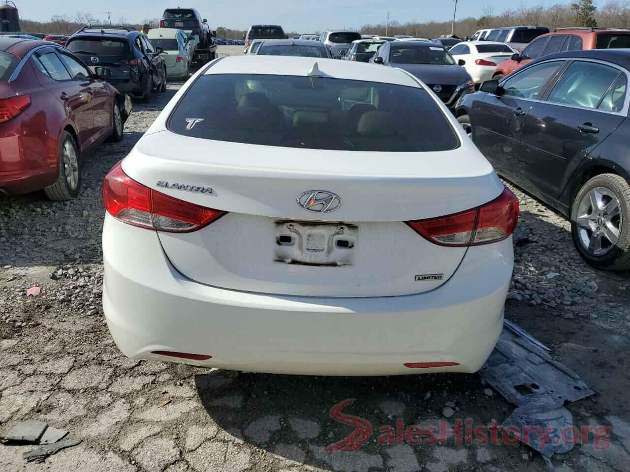 5NPDH4AE7DH225360 2013 HYUNDAI ELANTRA