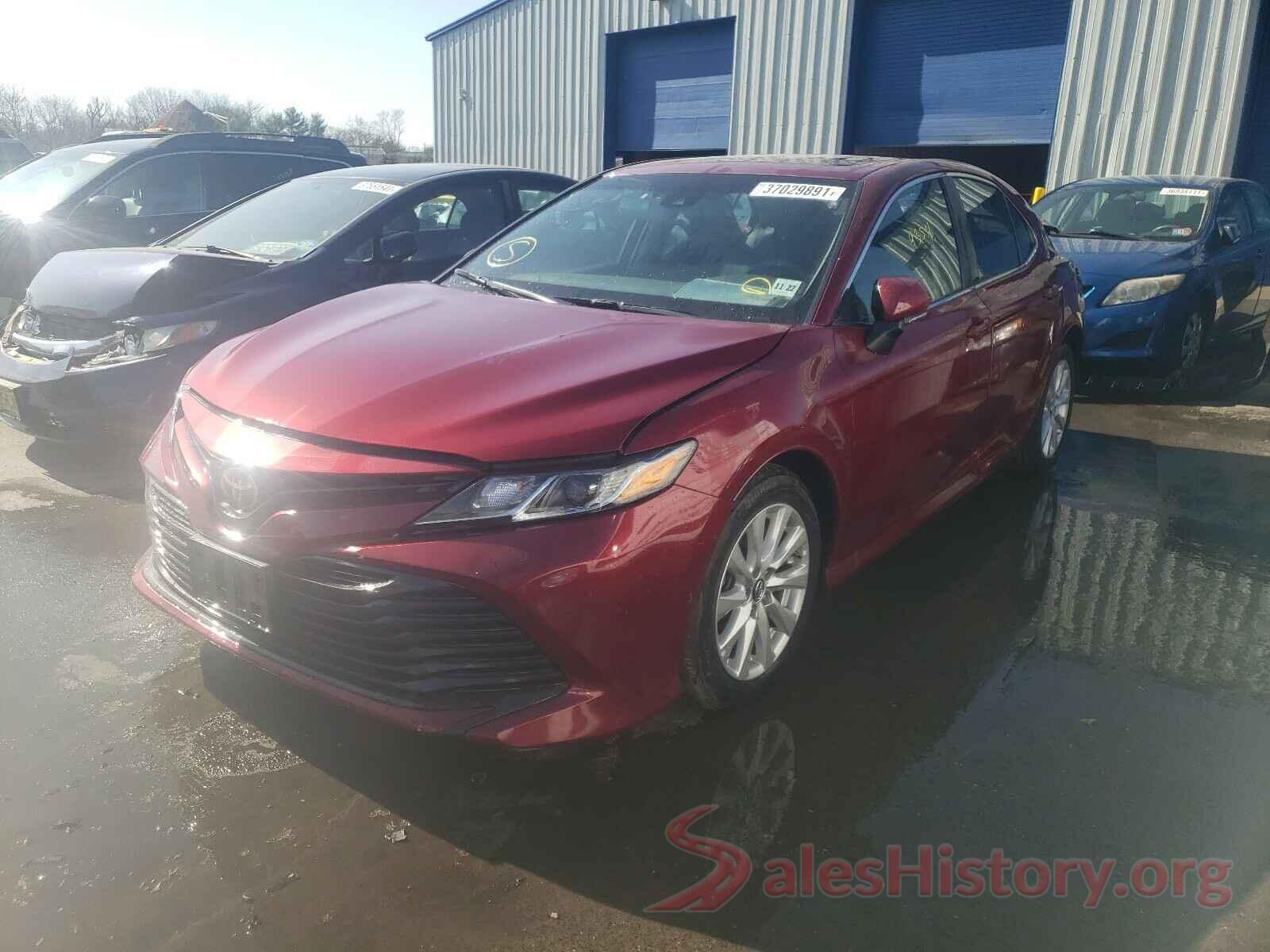 4T1B11HK7JU534555 2018 TOYOTA CAMRY