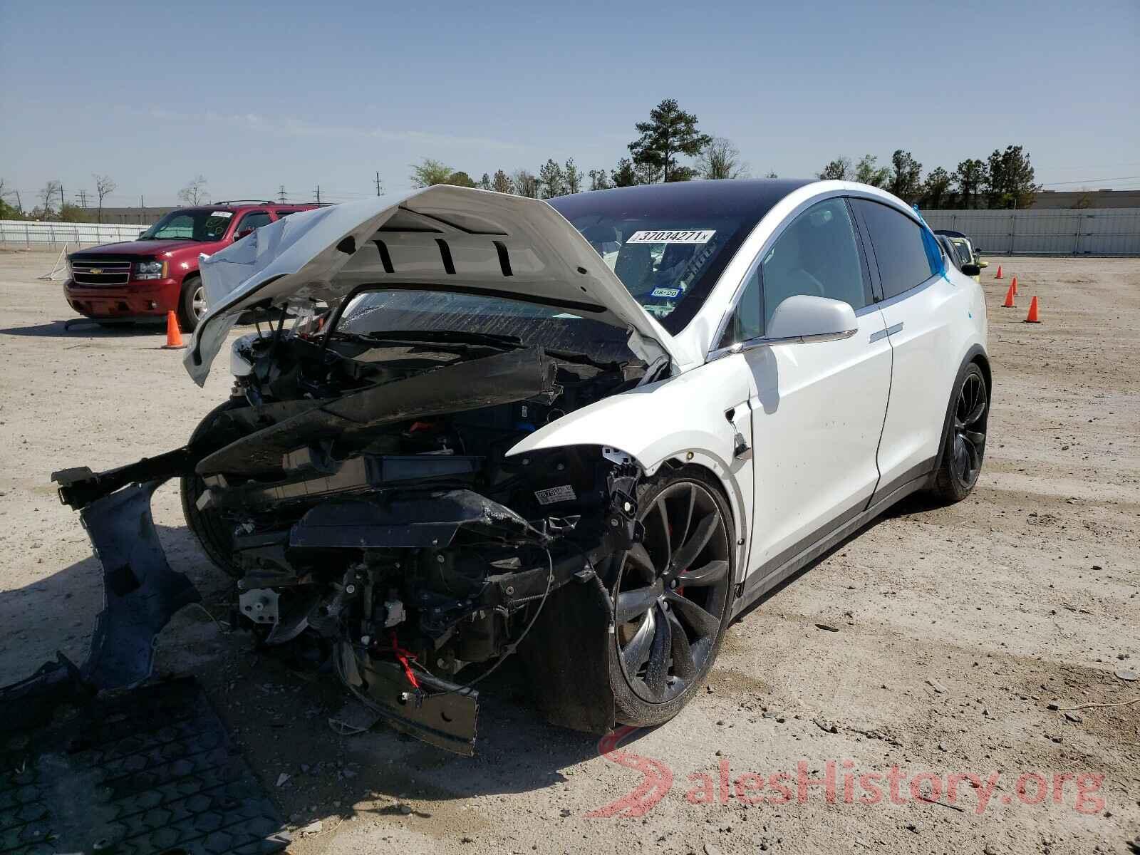 5YJXCBE40KF145864 2019 TESLA MODEL X