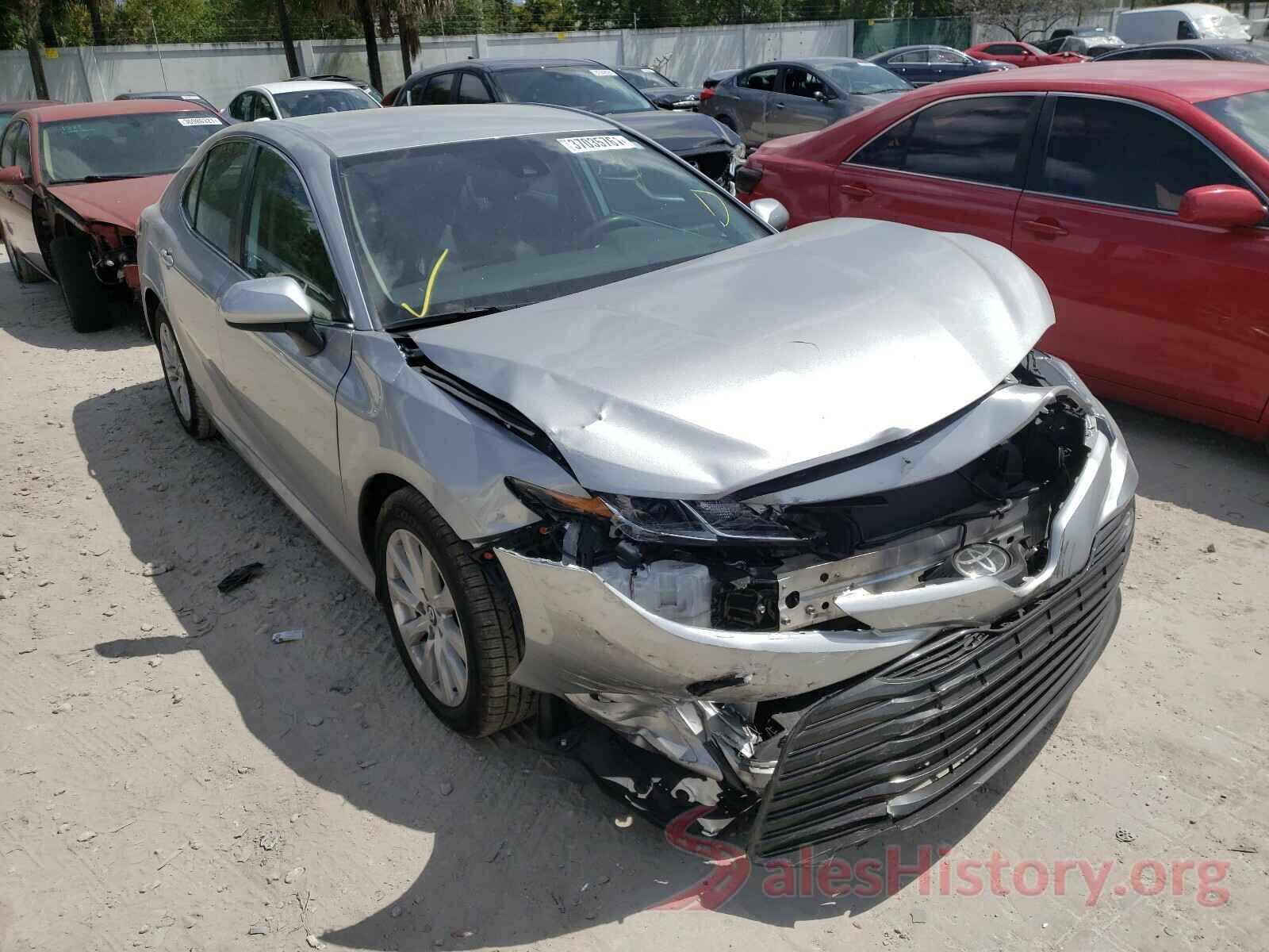 4T1B11HK8KU718128 2019 TOYOTA CAMRY