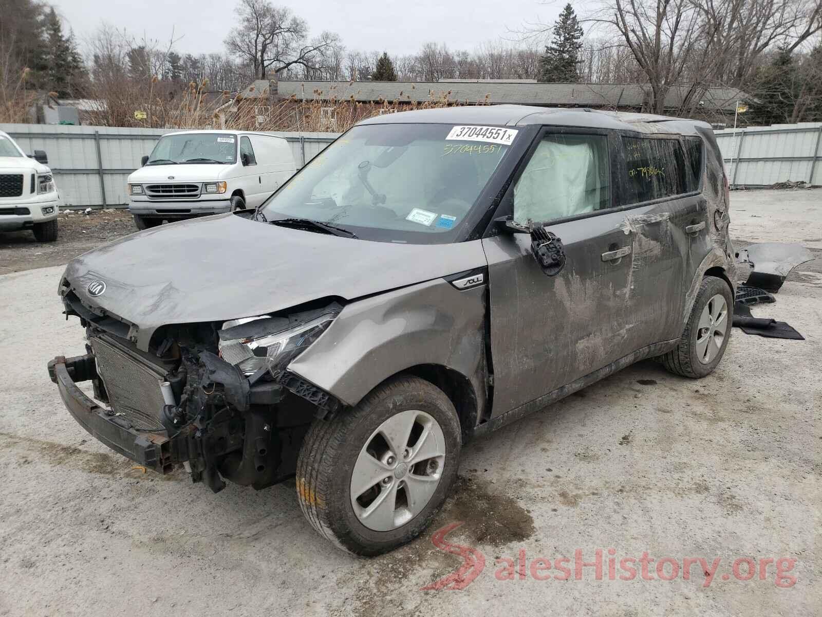 KNDJN2A28G7316393 2016 KIA SOUL