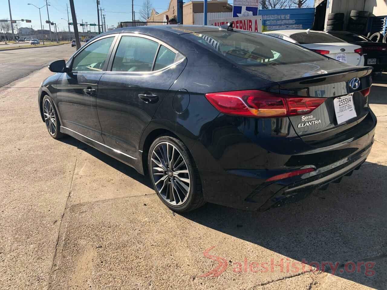 KMHD04LB3JU523105 2018 HYUNDAI ELANTRA