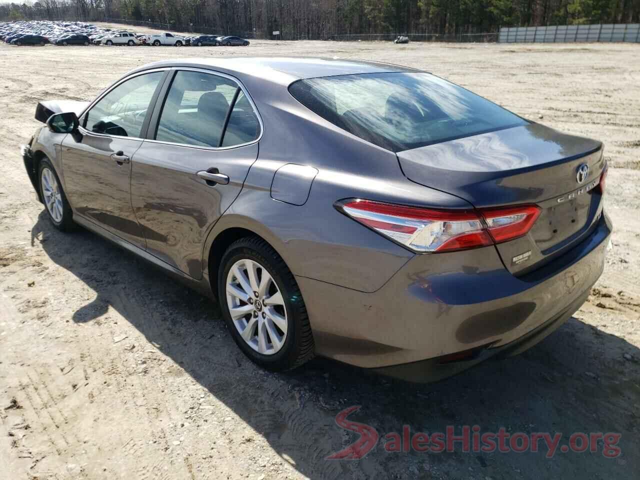 4T1B11HK6JU141825 2018 TOYOTA CAMRY