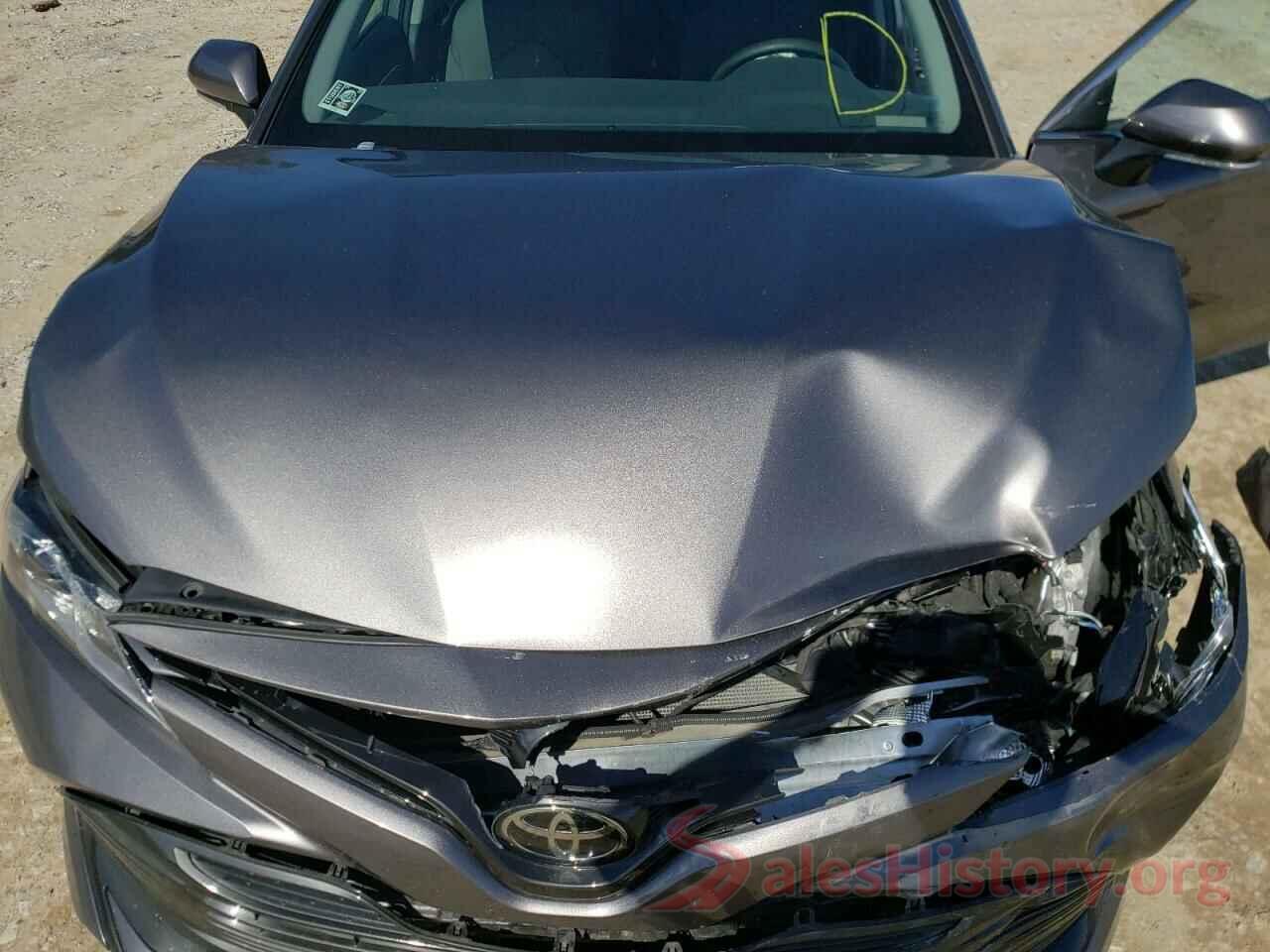 4T1B11HK6JU141825 2018 TOYOTA CAMRY