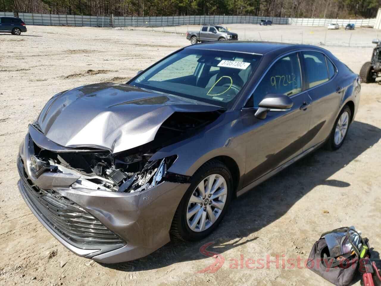 4T1B11HK6JU141825 2018 TOYOTA CAMRY