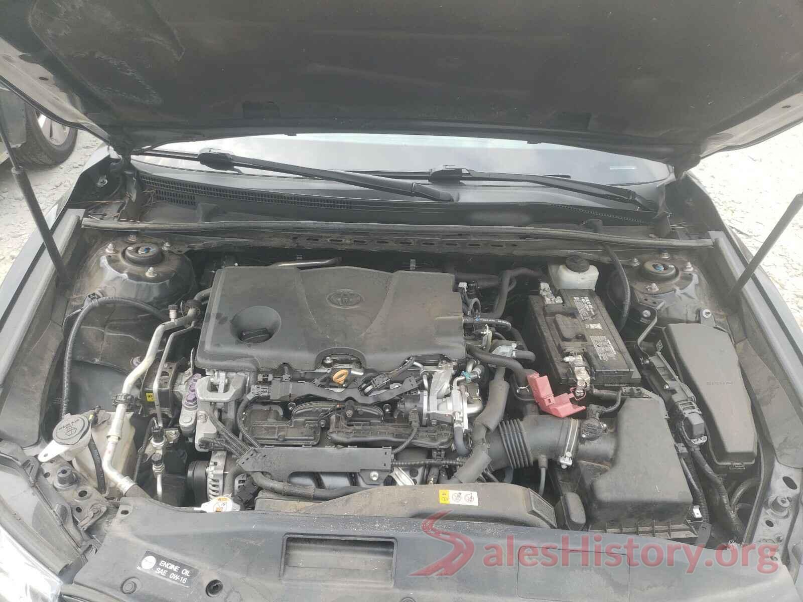 4T1B11HK6JU609469 2018 TOYOTA CAMRY