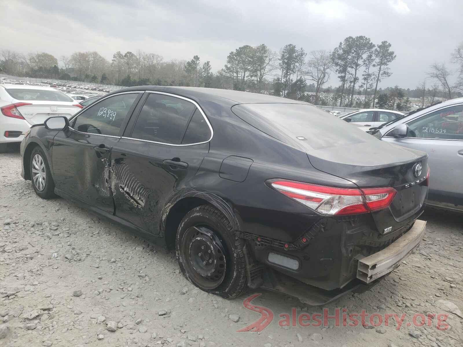 4T1B11HK6JU609469 2018 TOYOTA CAMRY