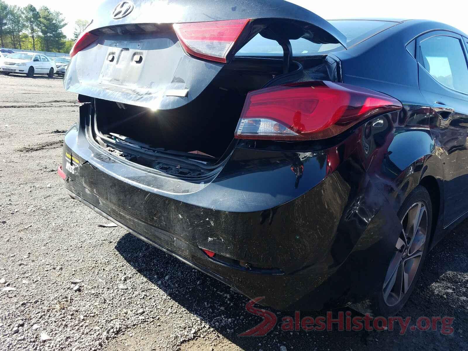 5NPDH4AE8GH768494 2016 HYUNDAI ELANTRA