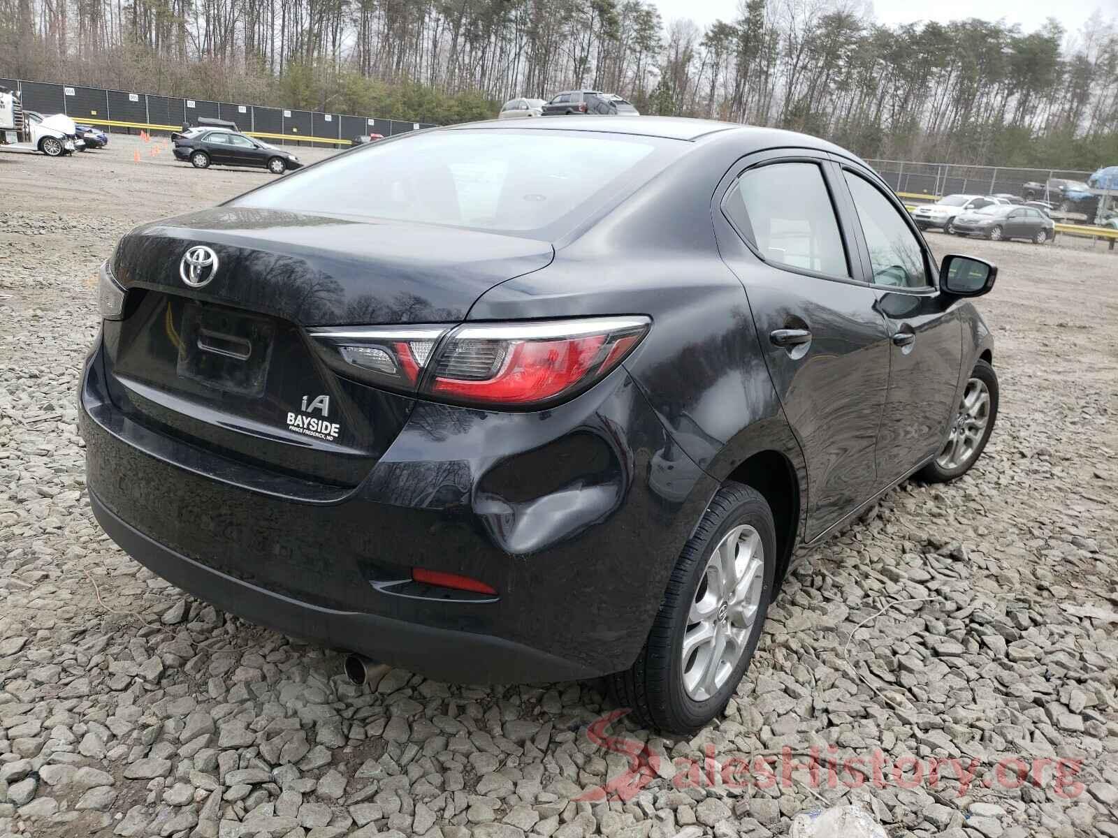 3MYDLBYV9JY324156 2018 TOYOTA YARIS