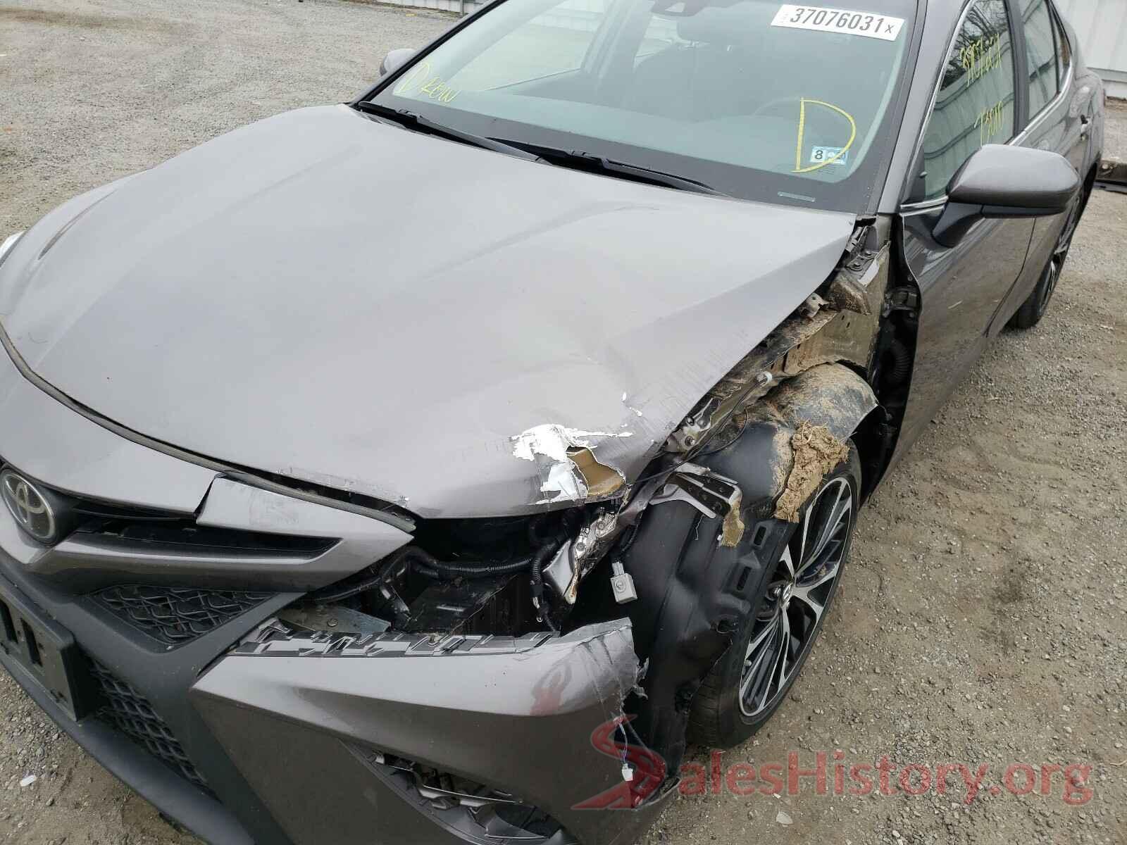 4T1B11HK0JU131601 2018 TOYOTA CAMRY