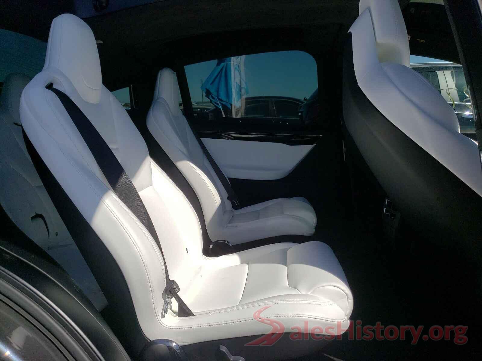 5YJXCBE2XHF053541 2017 TESLA MODEL X