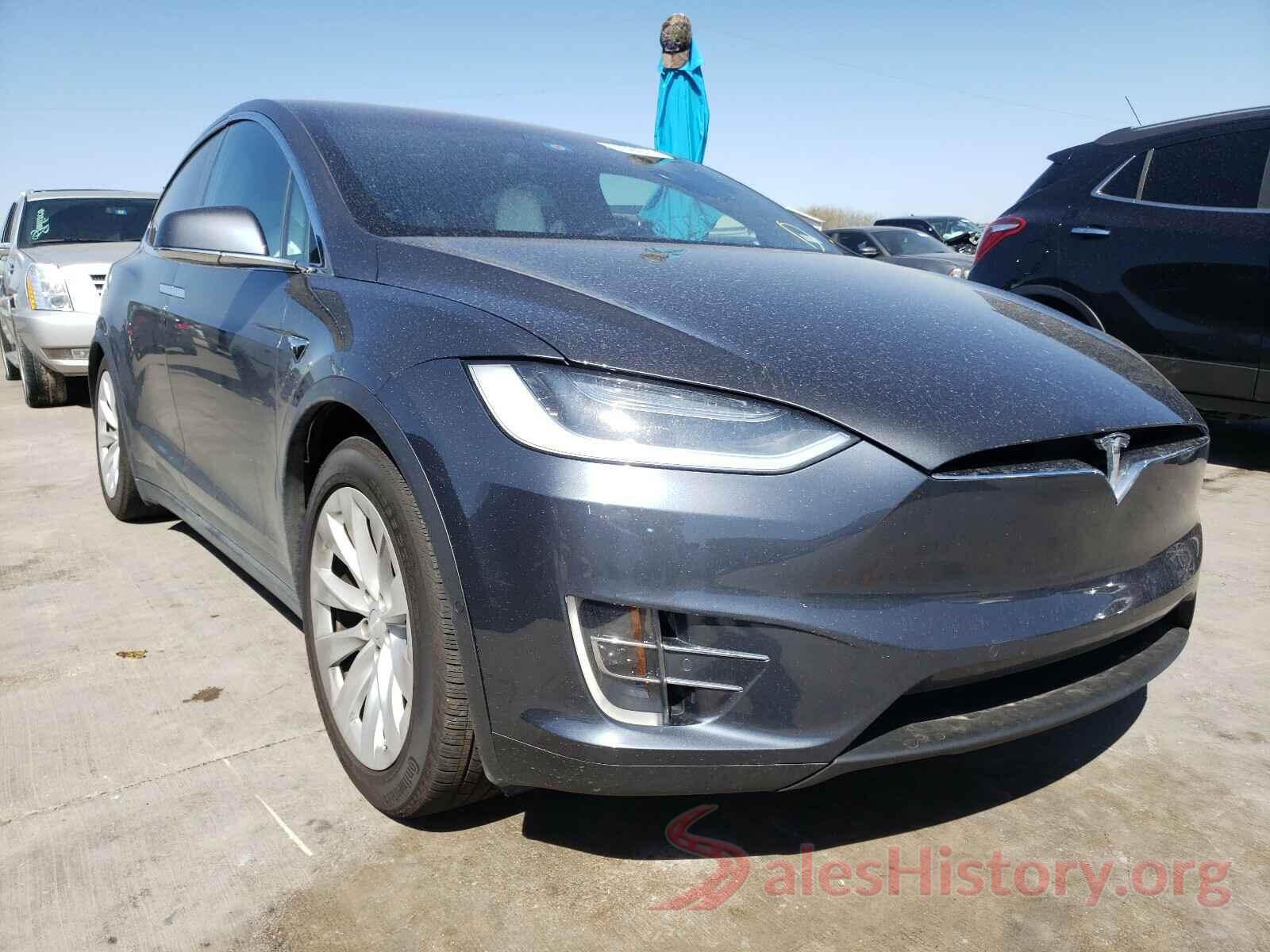 5YJXCBE2XHF053541 2017 TESLA MODEL X