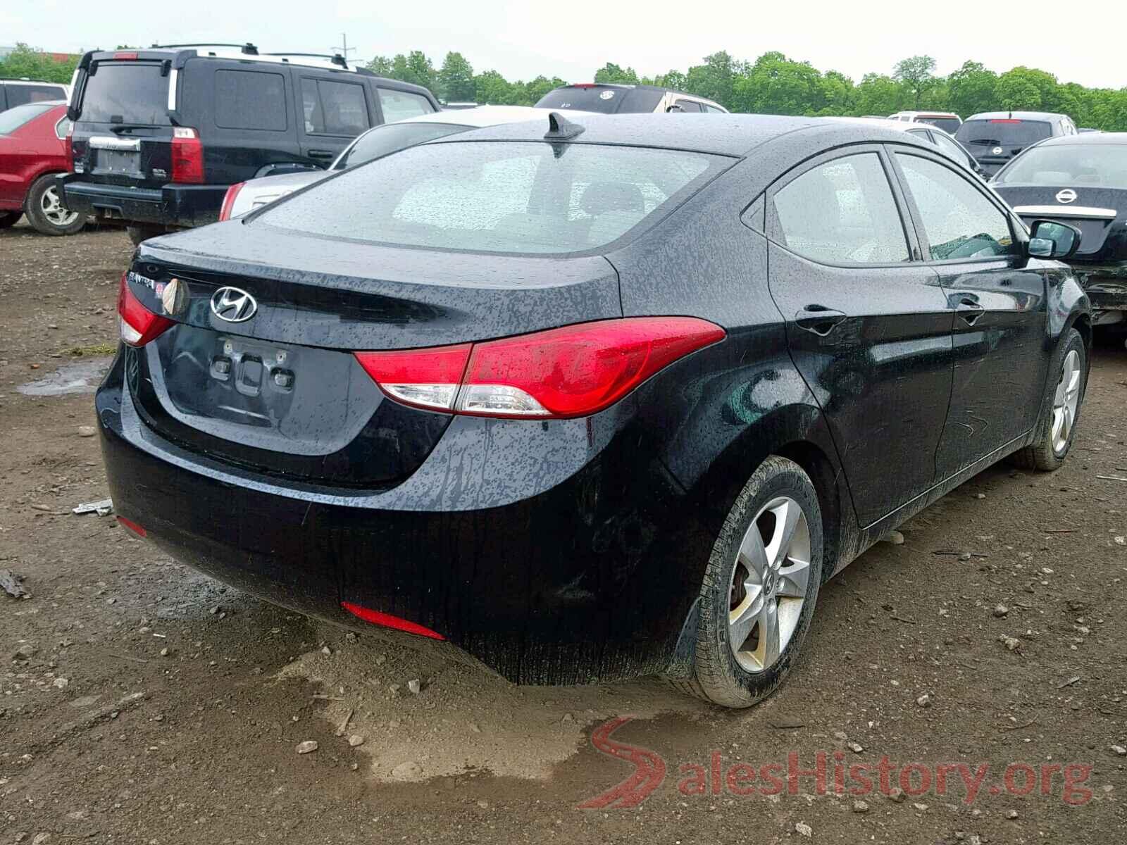 KMHDH4AE8DU717932 2013 HYUNDAI ELANTRA