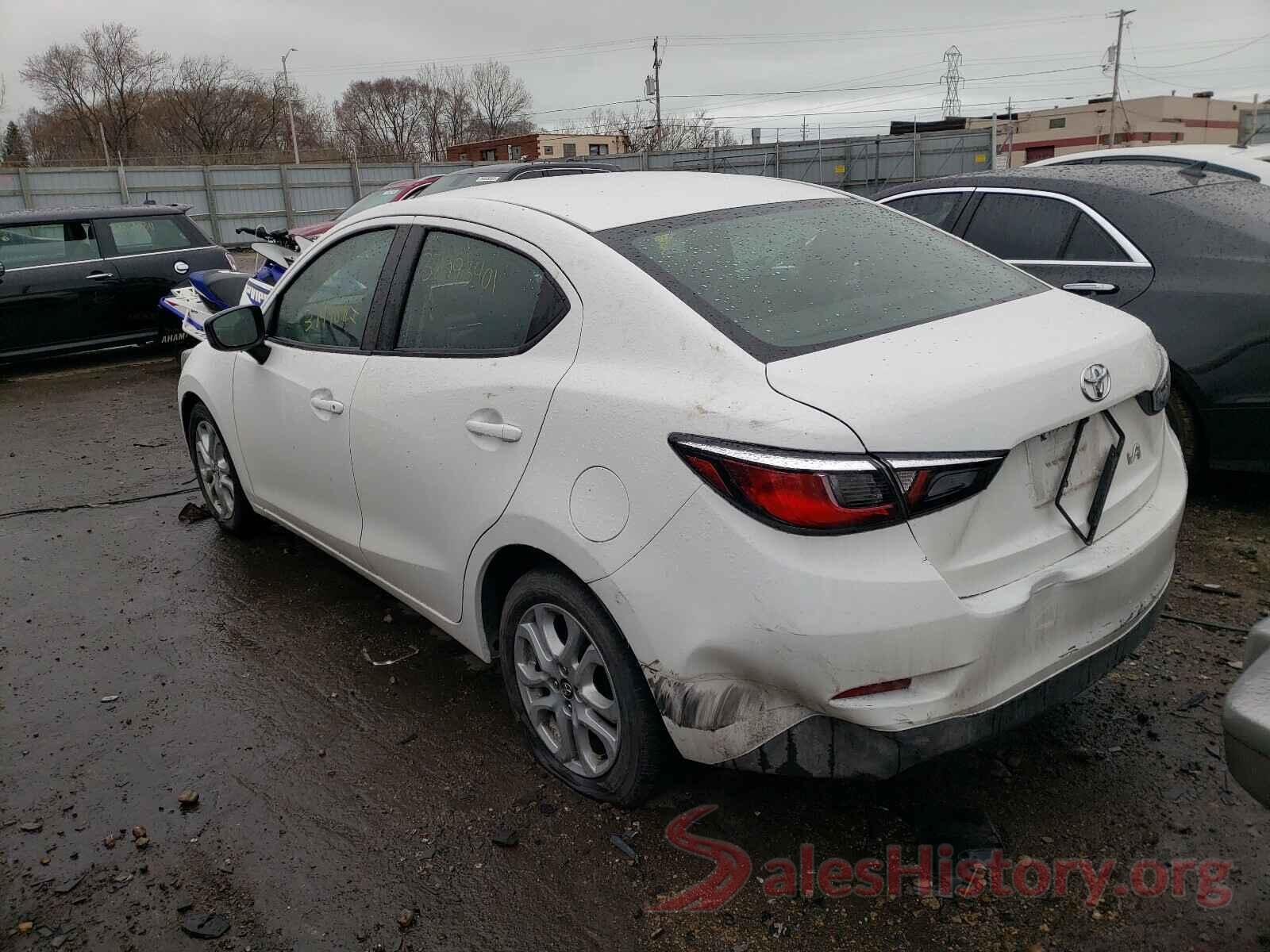 3MYDLBYV6HY179782 2017 TOYOTA YARIS