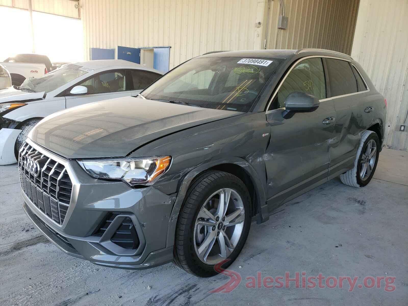 WA1DECF38M1074962 2021 AUDI Q3