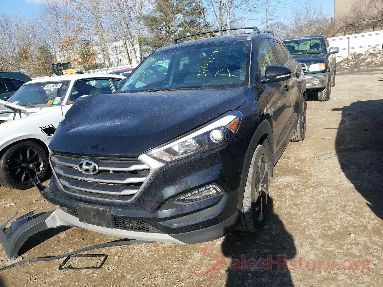 KM8J3CA26HU330481 2017 HYUNDAI TUCSON