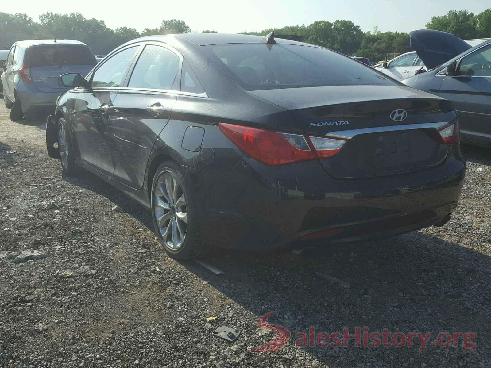 5NPEC4AC6BH217538 2011 HYUNDAI SONATA