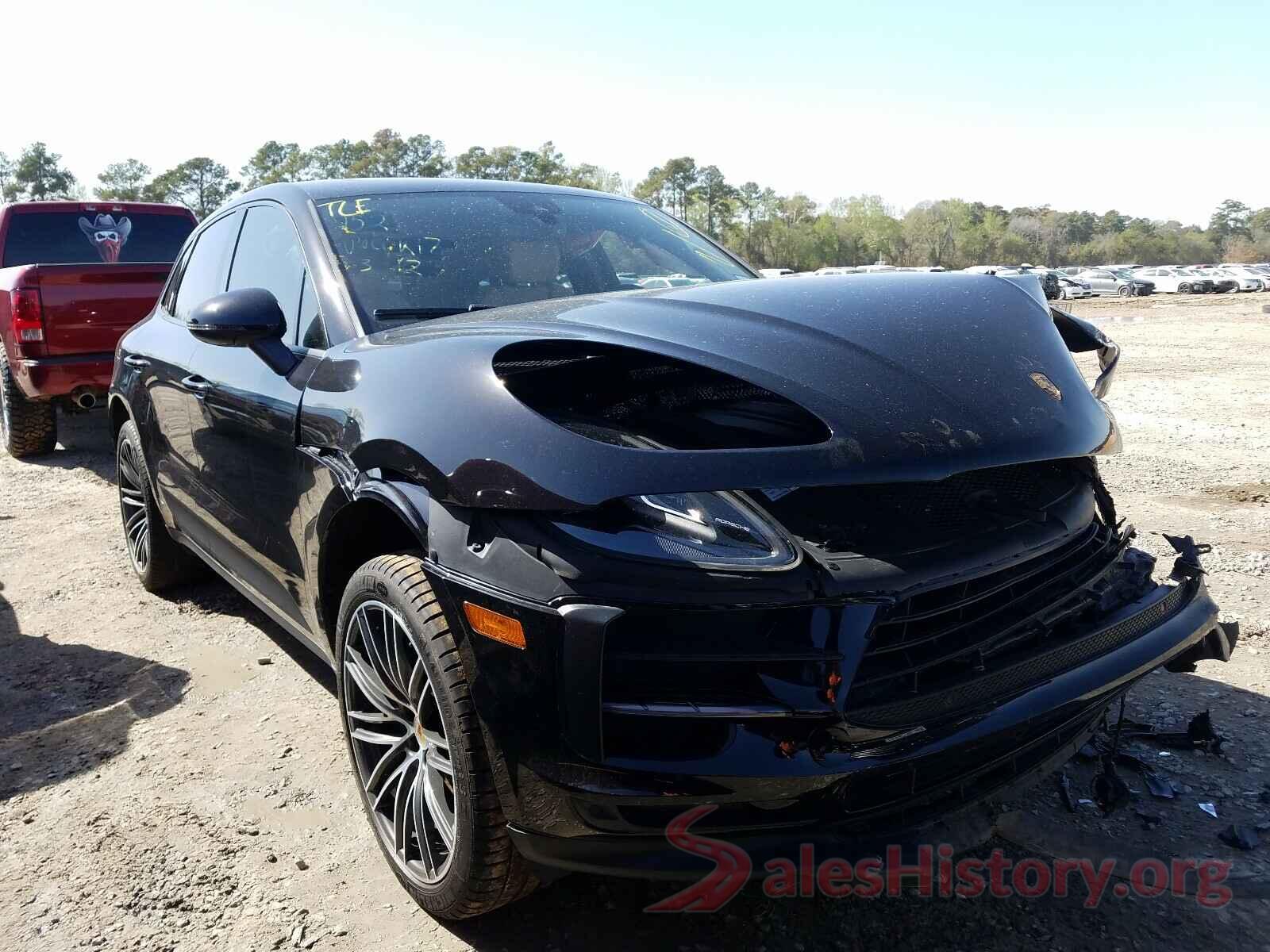 WP1AA2A52KLB01645 2019 PORSCHE MACAN