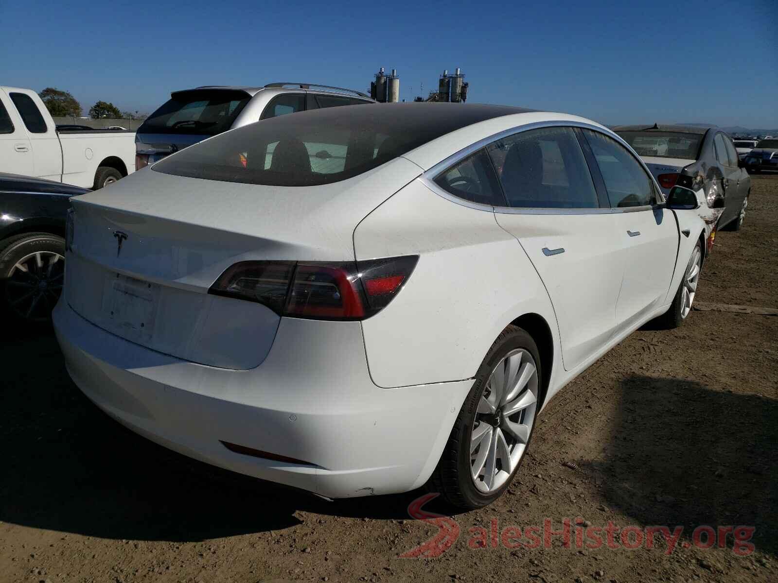 5YJ3E1EA2JF118446 2018 TESLA MODEL 3