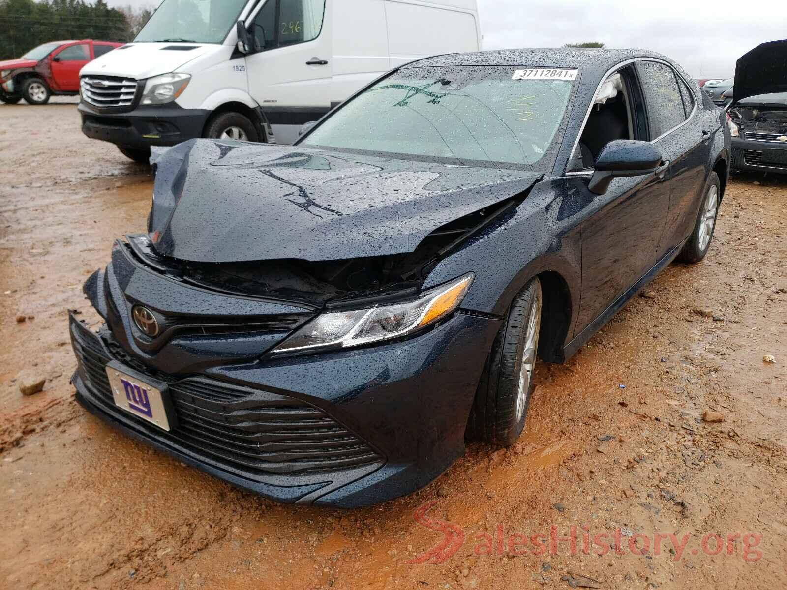 4T1B11HK3JU598690 2018 TOYOTA CAMRY