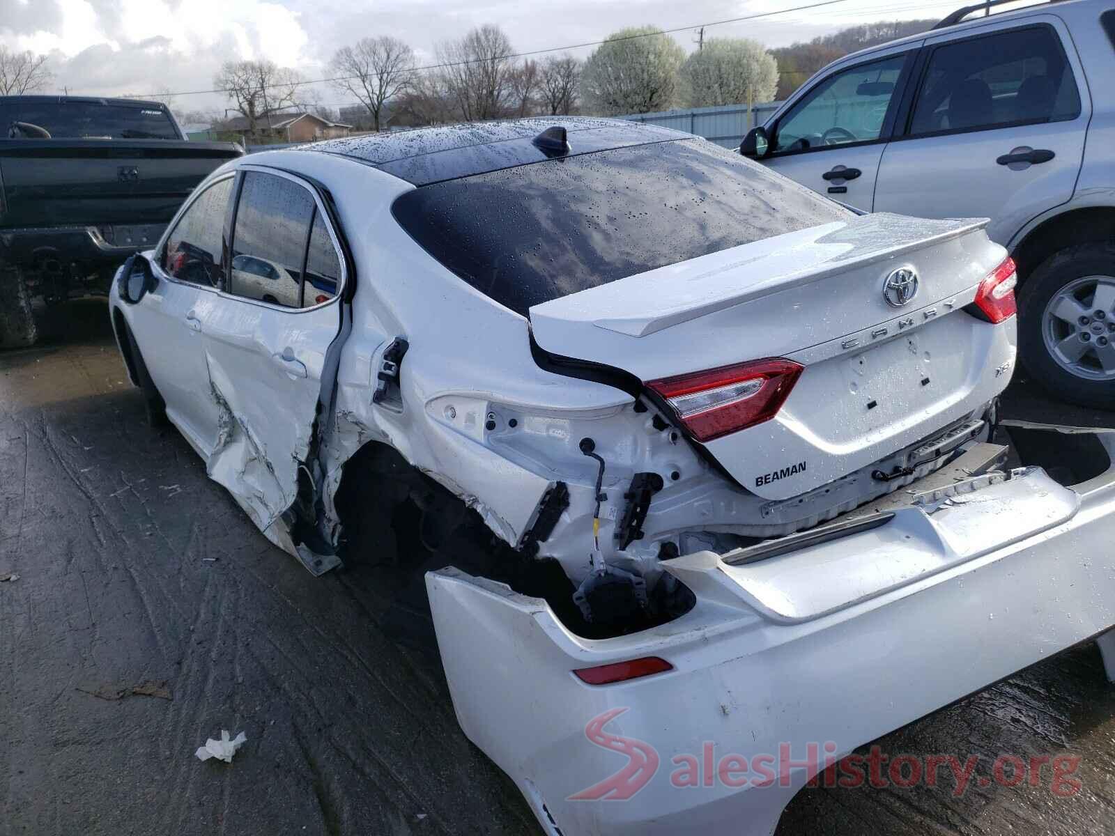 4T1B61HK2KU754060 2019 TOYOTA CAMRY