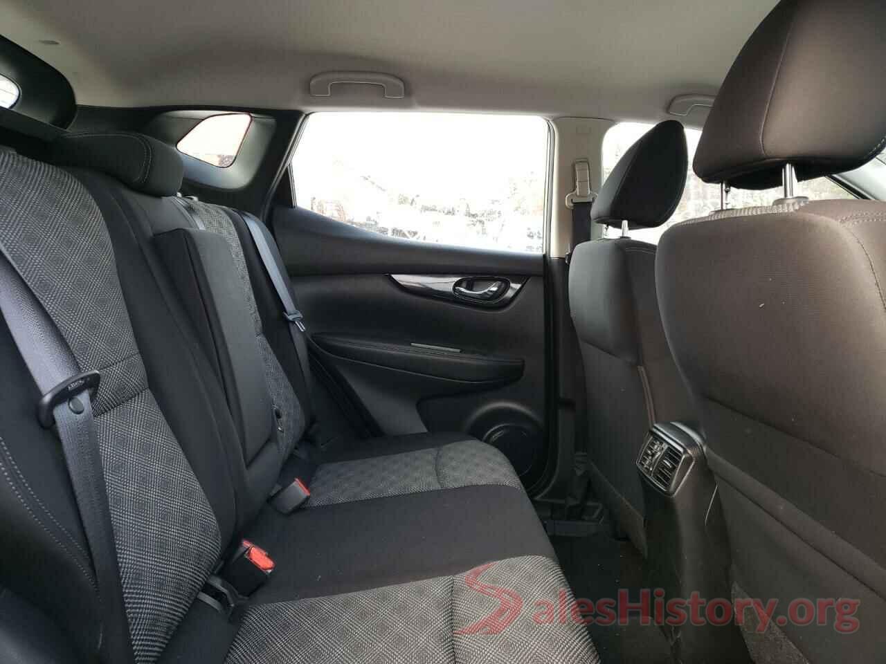 JN1BJ1CRXHW135200 2017 NISSAN ROGUE