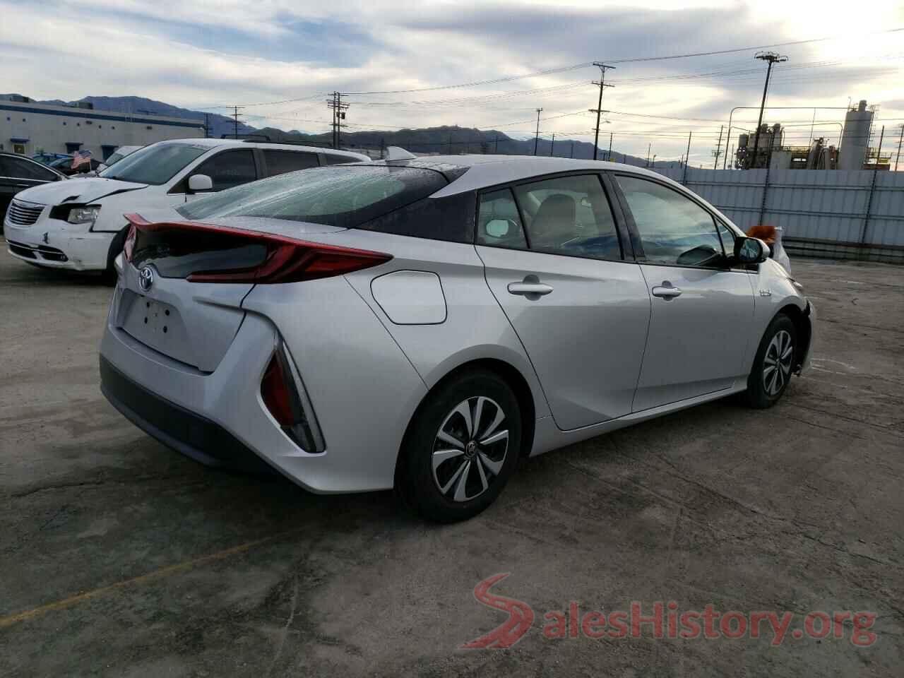 JTDKARFP7J3101079 2018 TOYOTA PRIUS