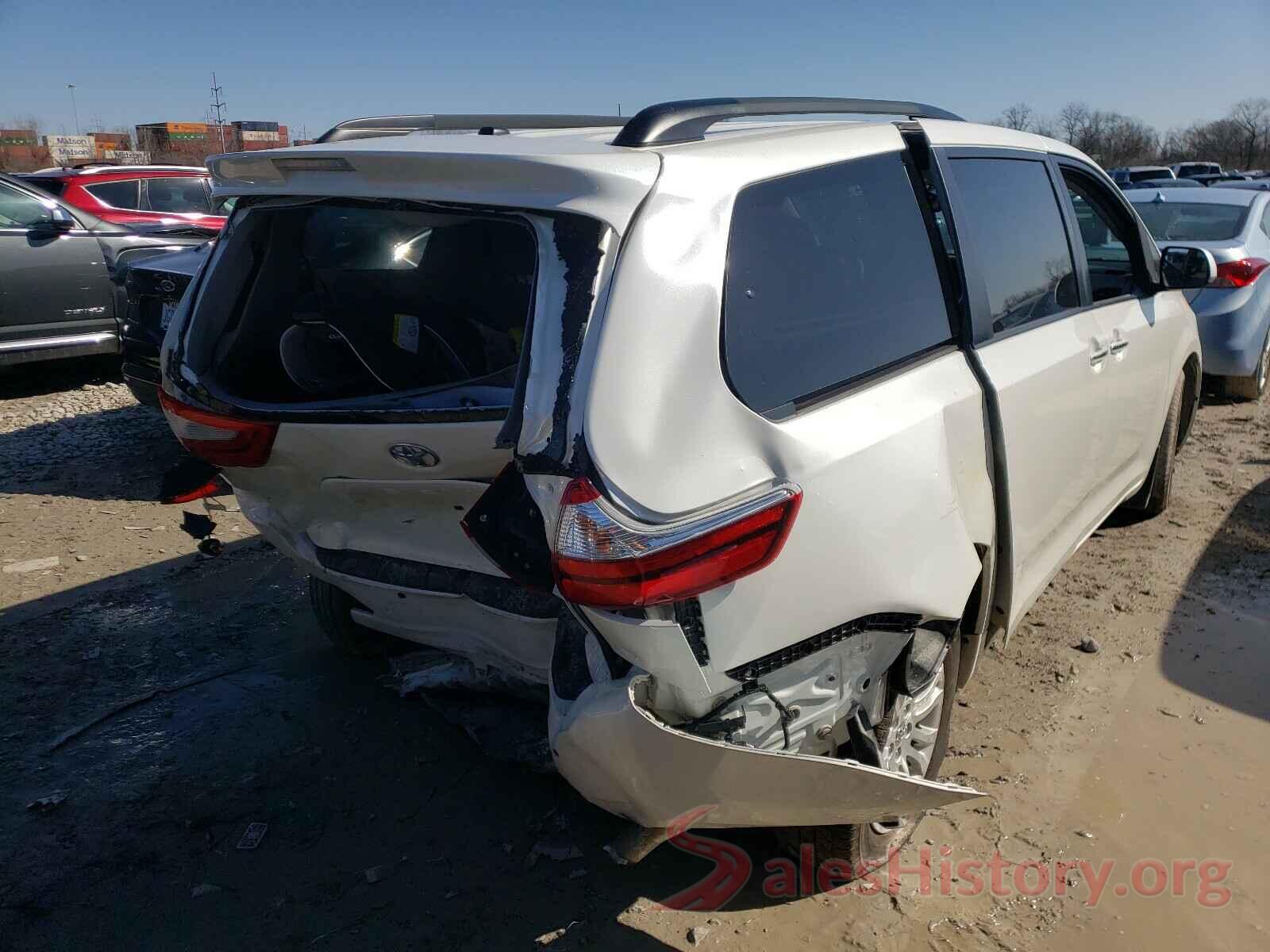 5TDYZ3DC8HS871462 2017 TOYOTA SIENNA