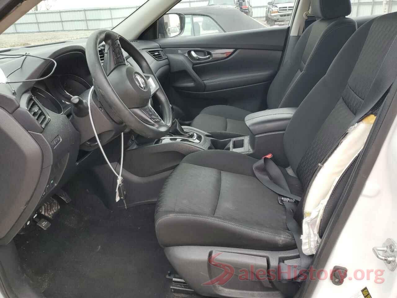 KNMAT2MV1HP548668 2017 NISSAN ROGUE