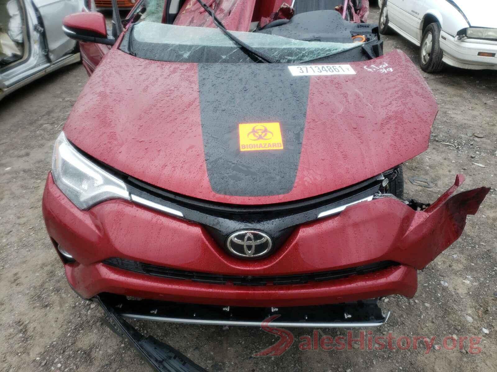 JTMDFREV2JD230433 2018 TOYOTA RAV4