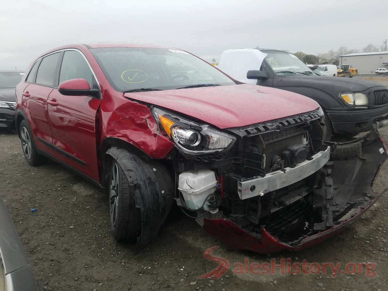 KNDCB3LC0H5042973 2017 KIA NIRO