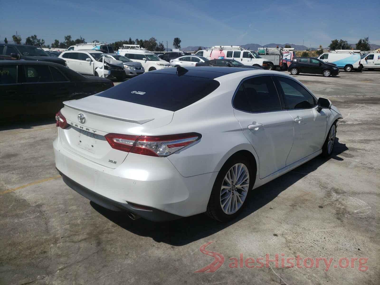 4T1BZ1HK3JU005371 2018 TOYOTA CAMRY