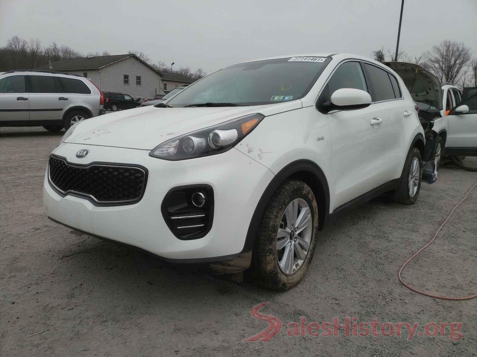 KNDPMCAC3J7386015 2018 KIA SPORTAGE