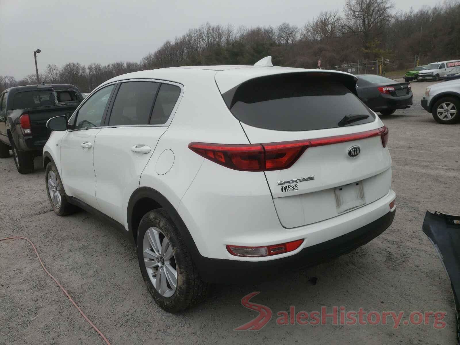 KNDPMCAC3J7386015 2018 KIA SPORTAGE